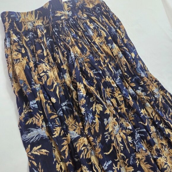 Floral Pleated Maxi Skirt Blue Gold Color - Picture 2 of 8